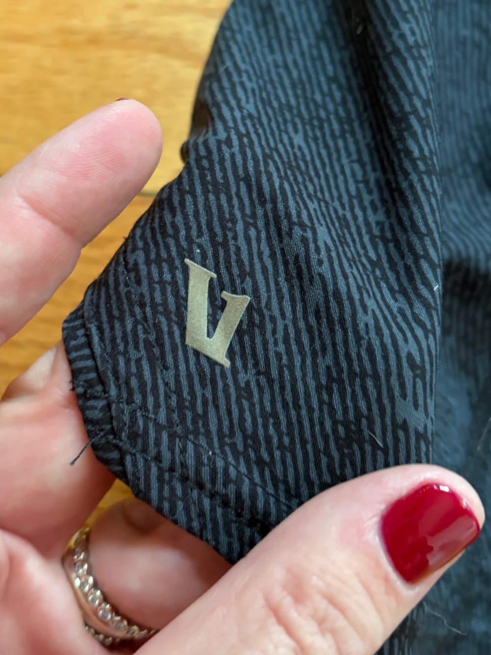 56. Size Medium VUORI Patterned Clementine Shorts - Picture 4 of 4